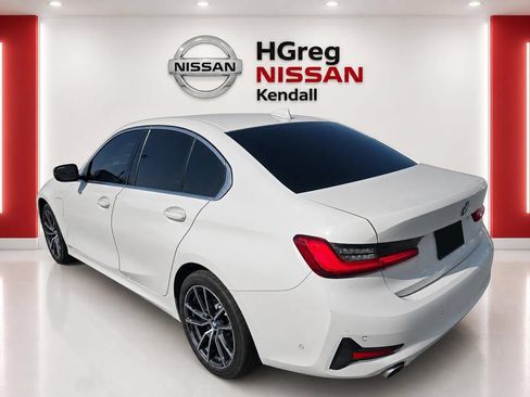 Used 2021 BMW 330e w/ Convenience Package RWD image 2