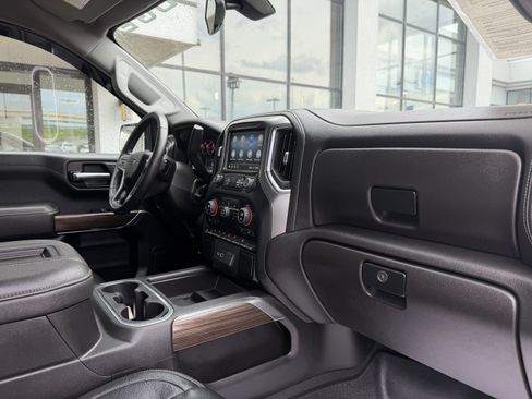 Used 2022 Chevrolet Silverado 1500 RST w/ Safety Package AWD/4WD image 26