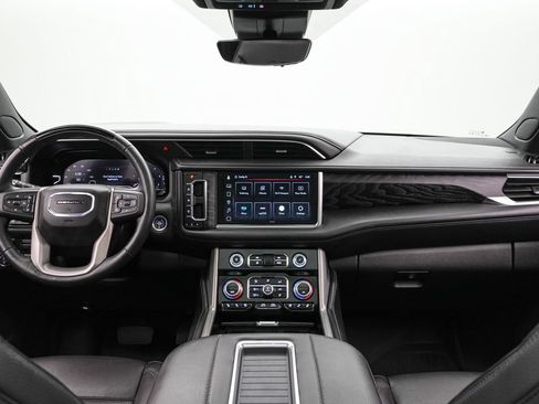 Used 2024 GMC Yukon Denali w/ Denali Reserve Package AWD/4WD image 17