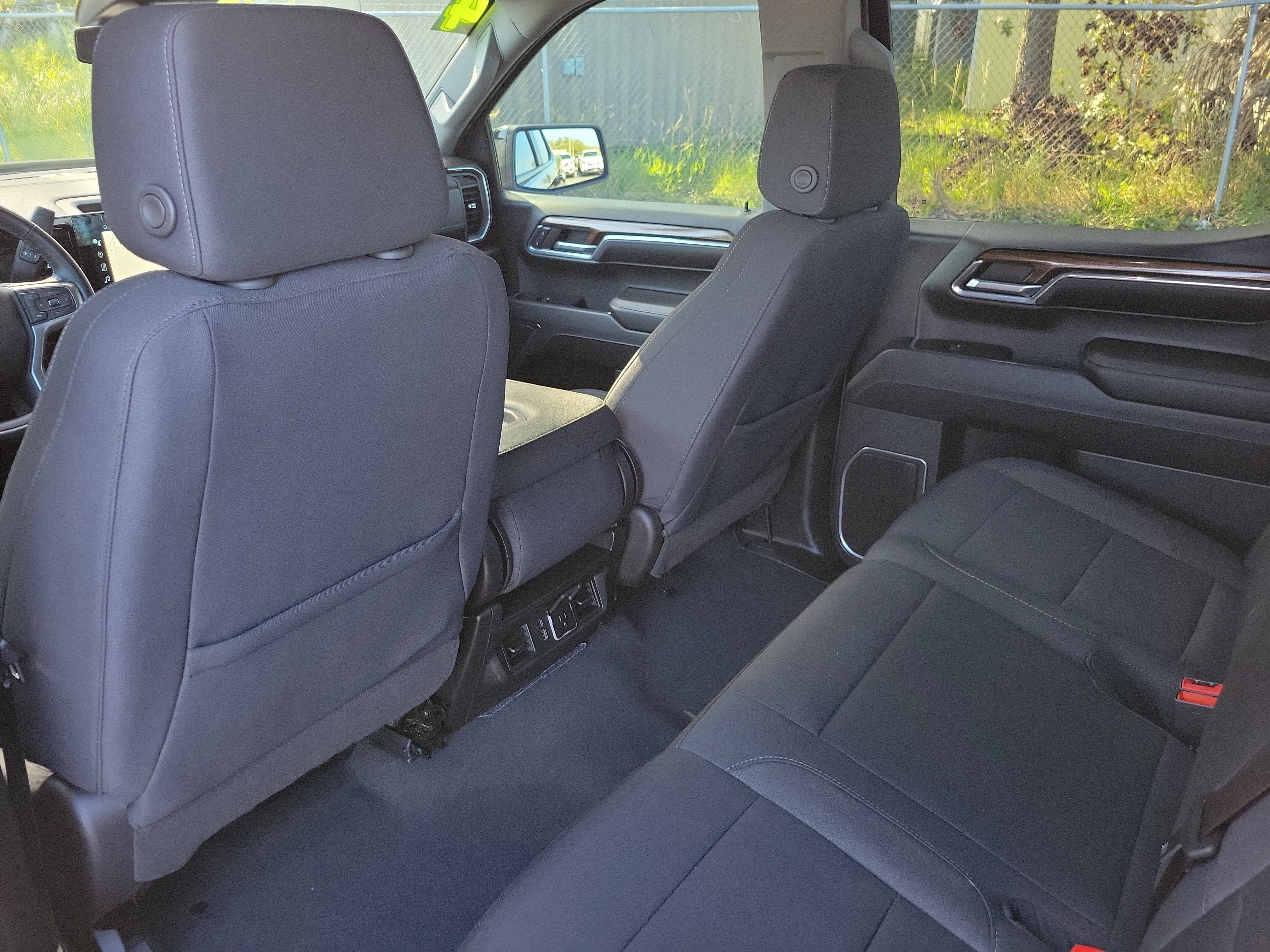 Used 2024 Chevrolet Silverado 1500 RST AWD/4WD image 18