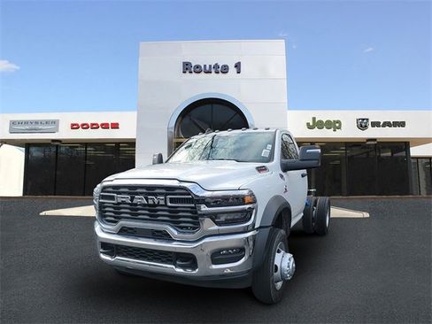New 2026 RAM 5500 Tradesman w/ Chrome Appearance Group image 4