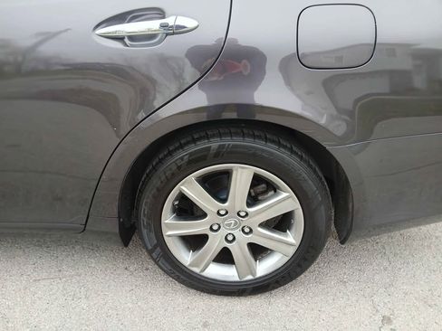 Used 2009 Lexus ES 350 w/ Pebble Beach Edition image 9