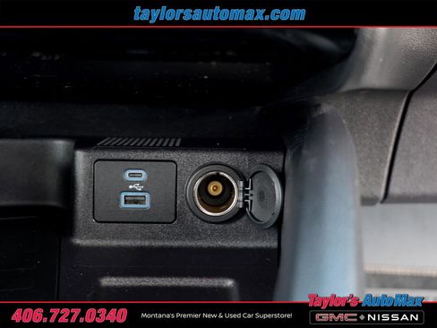 Used 2022 Ford Escape Titanium w/ Titanium Elite Package AWD/4WD image 23