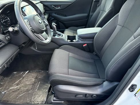 Used 2023 Subaru Outback Premium image 10