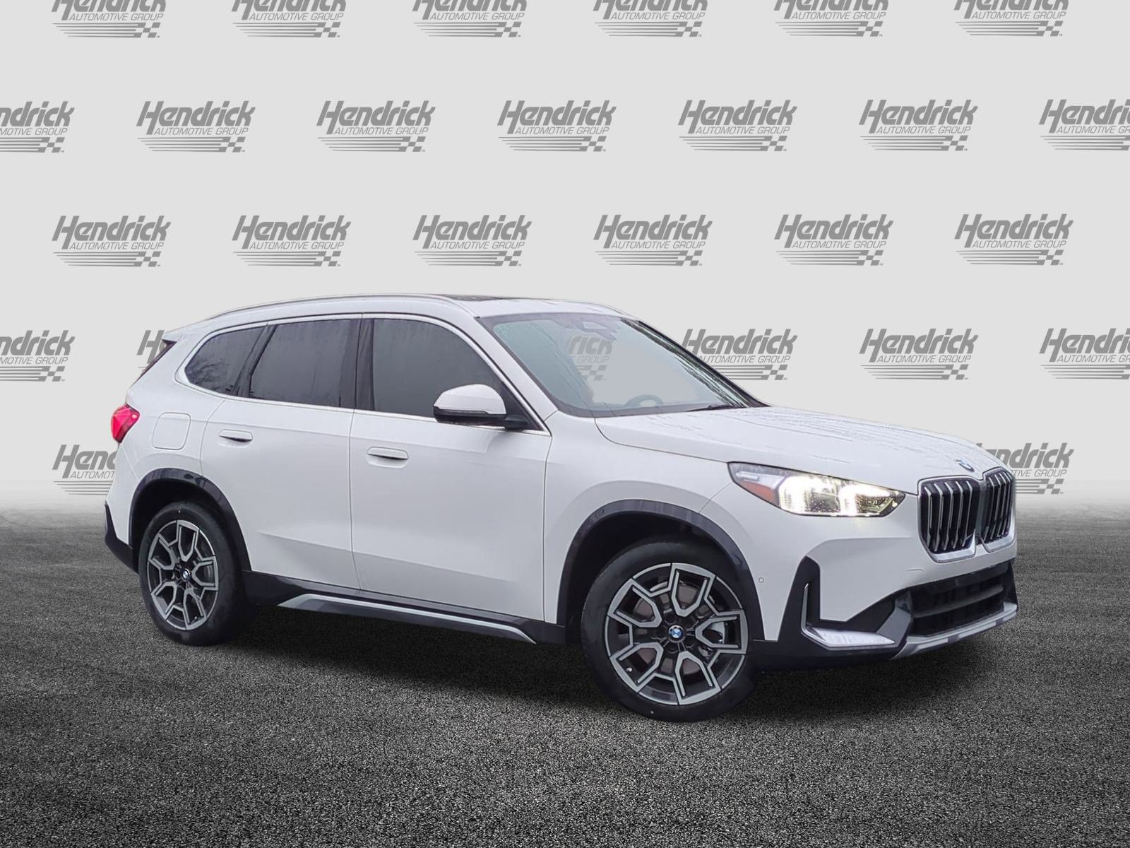 Certified 2026 BMW X1 xDrive28i w/ Technology Package AWD/4WD image 2