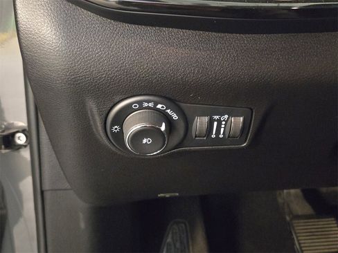 Used 2022 Jeep Compass Trailhawk w/ Trailhawk Convenience Group image 25