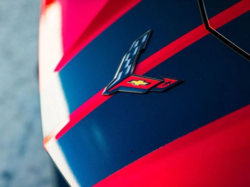 Used 2021 Chevrolet Corvette Stingray Premium Conv w/ Z51 Performance Package RWD image 37