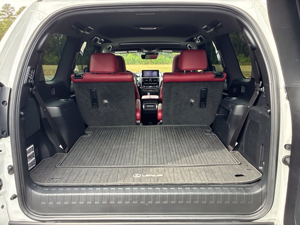 Certified 2022 Lexus GX 460 Luxury w/ Sport Design Package AWD/4WD image 8