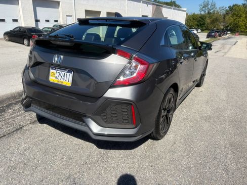 Used 2018 Honda Civic EX-L image 6