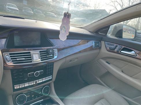 Used 2014 Mercedes-Benz CLS 550 4MATIC image 18