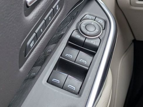 Used 2019 Cadillac XT4 Premium Luxury w/ Driver Awareness Package image 27