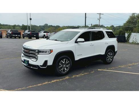 Used 2022 GMC Acadia SLE w/ Driver Convenience Package image 4