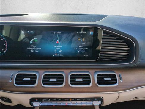 Used 2021 Mercedes-Benz GLS 580 4MATIC image 14