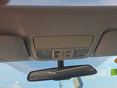 Used 2015 Honda CR-V EX-L image 18