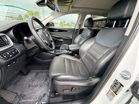 Used 2019 Kia Sorento SX image 5