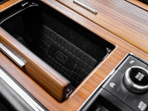 Used 2019 Lincoln Navigator Select w/ Technology Package image 25