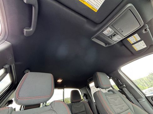 Used 2023 Nissan Frontier PRO-4X w/ Technology Package AWD/4WD image 27