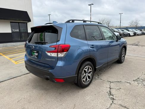 Used 2022 Subaru Forester Premium AWD/4WD image 17