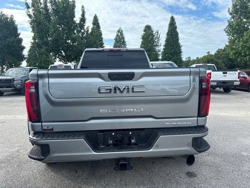 Used 2026 GMC Sierra 3500 Denali Ultimate AWD/4WD image 6