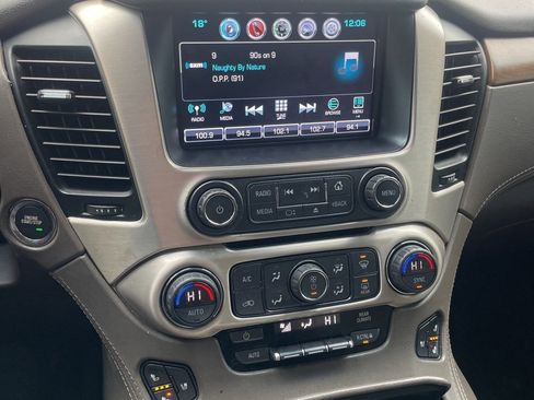 Used 2019 GMC Yukon XL Denali w/ Open Road Package image 16