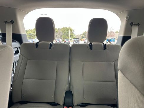 Used 2022 Ford Explorer XLT w/ Class IV Trailer Tow Package image 14