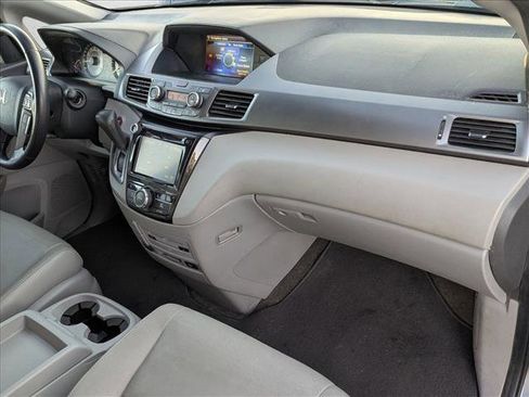 Used 2015 Honda Odyssey Touring image 22