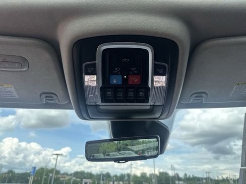 Used 2025 RAM 1500 Tungsten AWD/4WD image 24