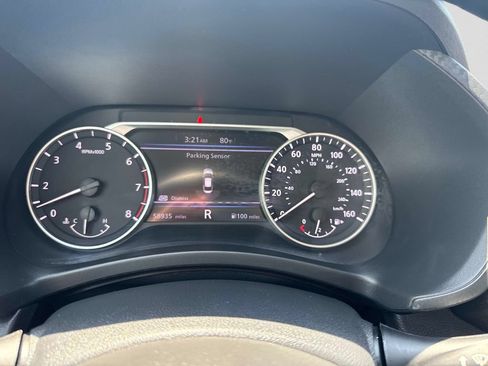 Certified 2024 Nissan Sentra SV FWD image 32