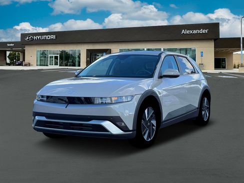 New 2026 Hyundai Ioniq 5 SE image 1