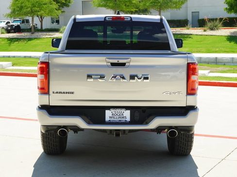 Used 2025 RAM 1500 Laramie w/ Sport Appearance Package AWD/4WD image 4