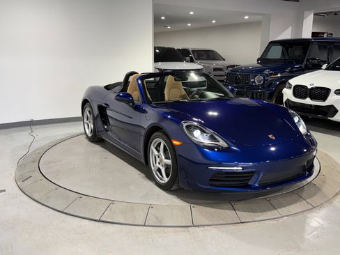 Used 2022 Porsche 718 Boxster image 9