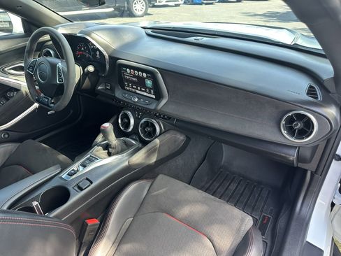 Used 2018 Chevrolet Camaro ZL1 RWD image 19