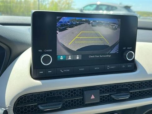Used 2024 Honda HR-V LX image 16