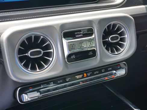 Certified 2025 Mercedes-Benz G 63 AMG 4MATIC image 20