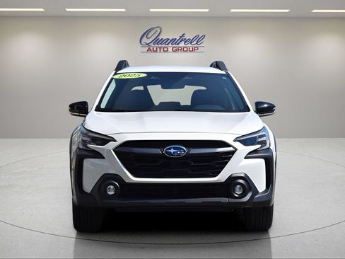 Certified 2025 Subaru Outback Premium w/ Popular Package #1A AWD/4WD image 9