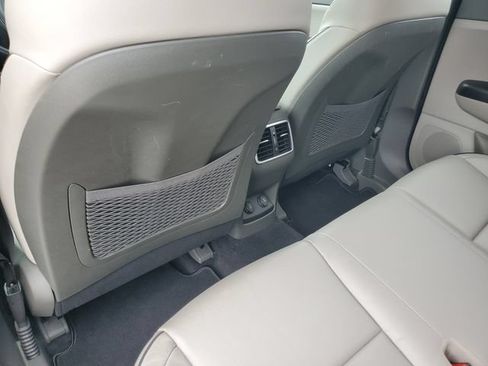 Used 2017 Kia Sportage EX AWD/4WD image 7