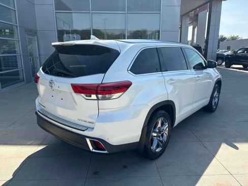Used 2019 Toyota Highlander Limited Platinum AWD/4WD image 7