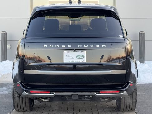 Certified 2025 Land Rover Range Rover SE AWD/4WD image 7