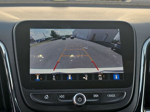 Used 2024 Chevrolet Equinox RS FWD image 24
