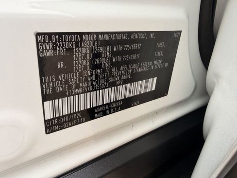 Used 2024 Toyota RAV4 LE AWD/4WD image 26