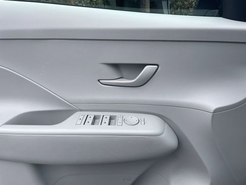 Used 2025 Hyundai Kona SEL image 20