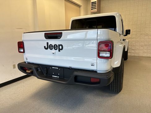 New 2026 Jeep Gladiator Sport AWD/4WD image 20