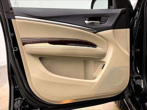 Used 2018 Acura MDX FWD image 26