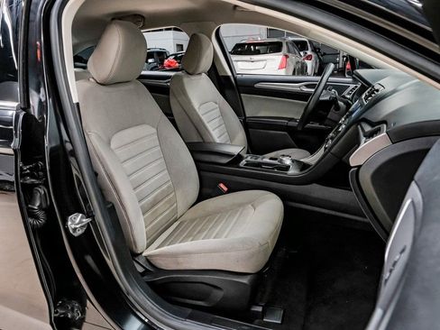 Used 2020 Ford Fusion S image 40