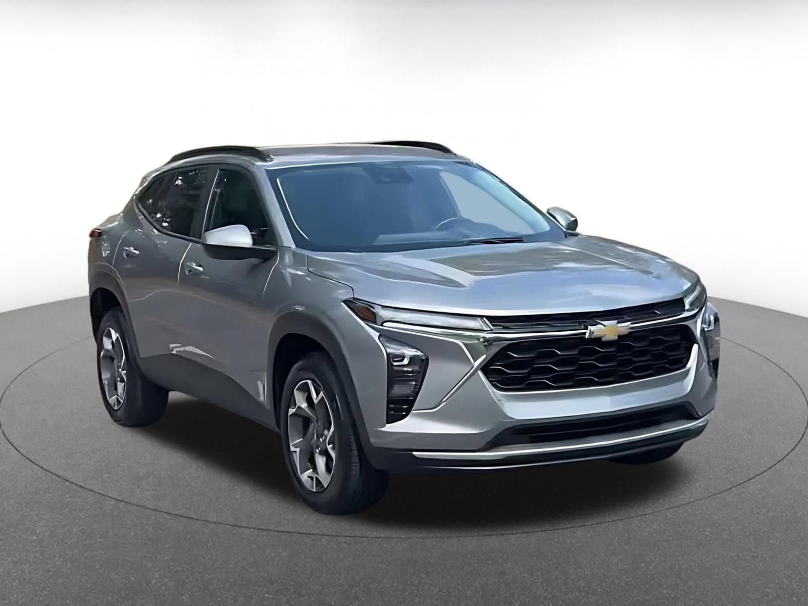 Used 2025 Chevrolet Trax LT w/ LT Convenience Package FWD image 3