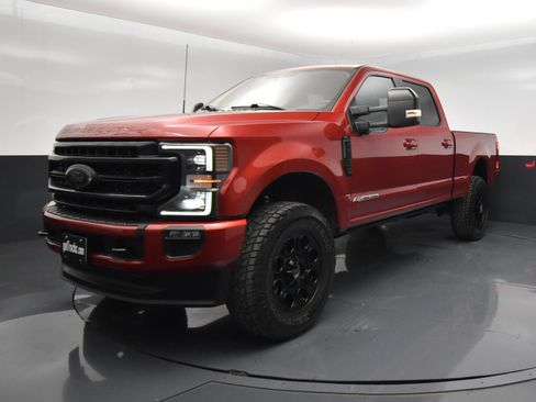 Used 2020 Ford F250 Lariat AWD/4WD image 2