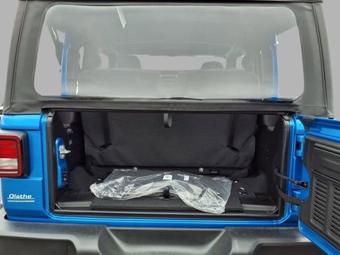 New 2026 Jeep Wrangler Sport AWD/4WD image 25