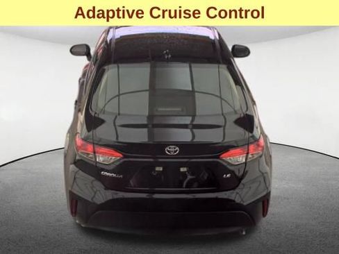 Used 2025 Toyota Corolla LE FWD image 7