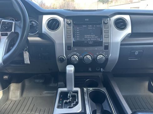 Used 2016 Toyota Tundra SR5 AWD/4WD image 20