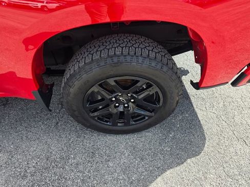 Used 2024 Chevrolet Silverado 1500 Custom w/ Turbomax Blackout Package AWD/4WD image 29
